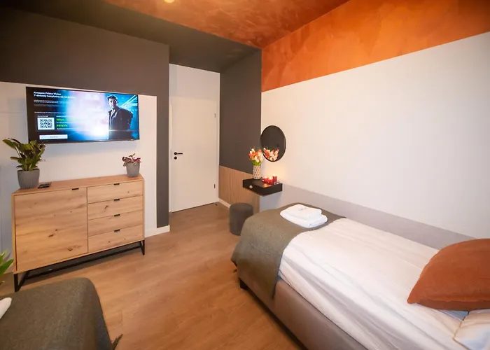 Scala - Premium 4 *